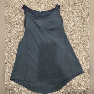 Lululemon Tank Top Size 4 Luon Shelf Bra Support Black Racerback Logo Pocket